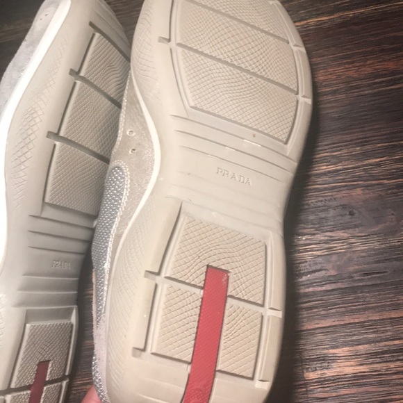 Shoes - Picture 6 of 8